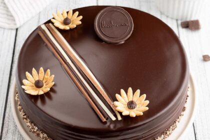 Chocolate Truffle Cake 1 Kg Price